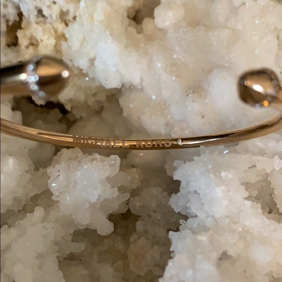 MK rose gold bracelet - Picture 3 of 4